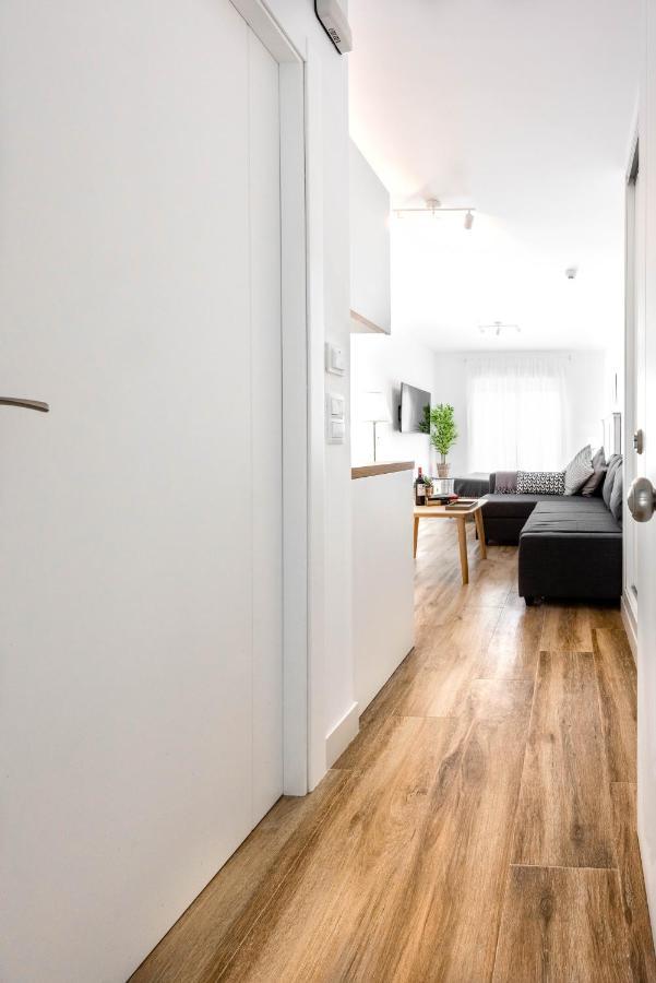 Apartamentos Toboso Plaza Nerja Eksteriør billede A micro apartment in Berlin