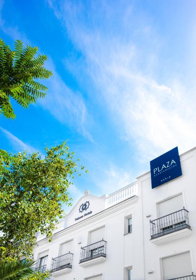 Apartamentos Toboso Plaza Nerja Eksteriør billede Plaza Residences