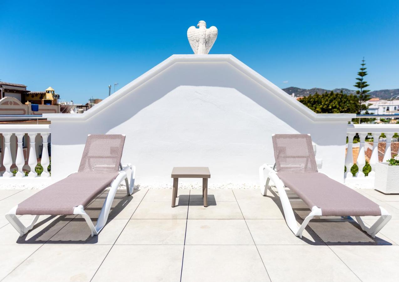 Apartamentos Toboso Plaza Nerja Eksteriør billede Rooftop terrace